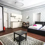 Klasterni Appartement *